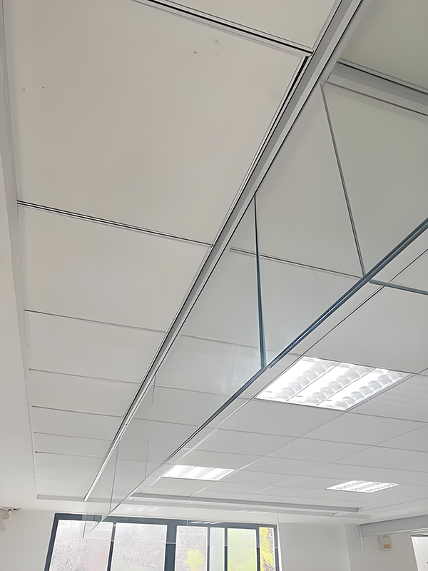 绥德玻璃绥德挡烟垂壁