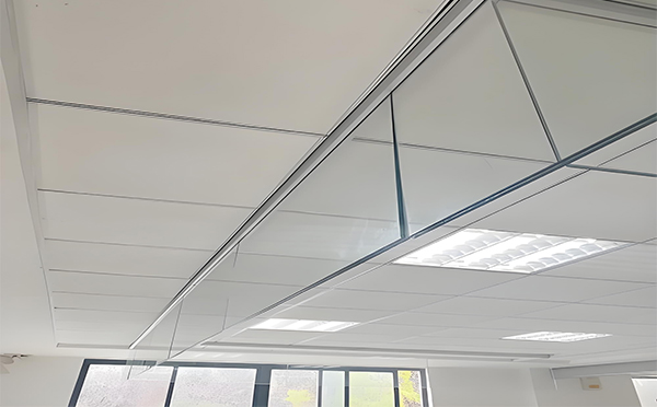 绥德玻璃挡烟垂壁